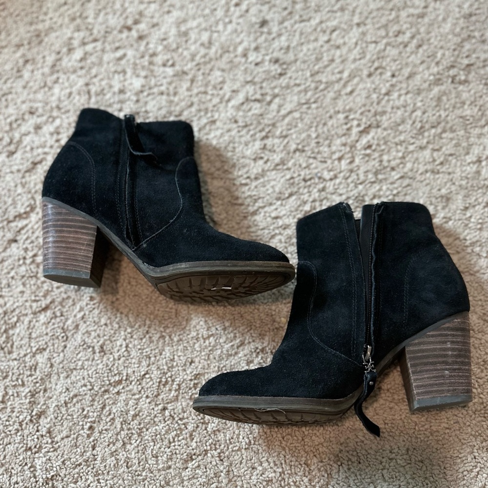 Sam Edelman Mari Black Burnished Suede Zip Ankle Booties - Women’s Size 7